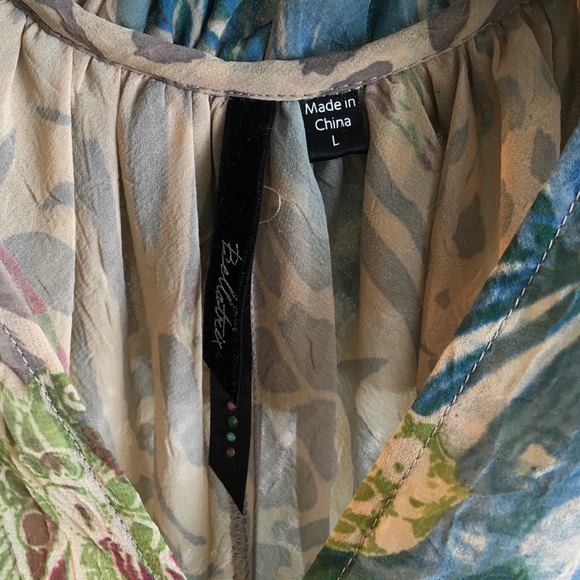 BELLATRIX FLORAL TOP - Picture 2 of 3